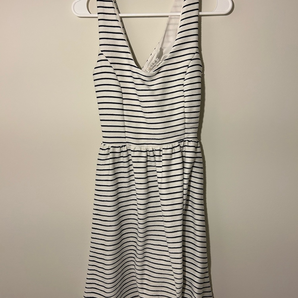 LC Lauren Conrad Black and White Sleeveless V-Neck Sundress